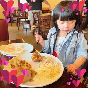 Meet your Posher, Thuy